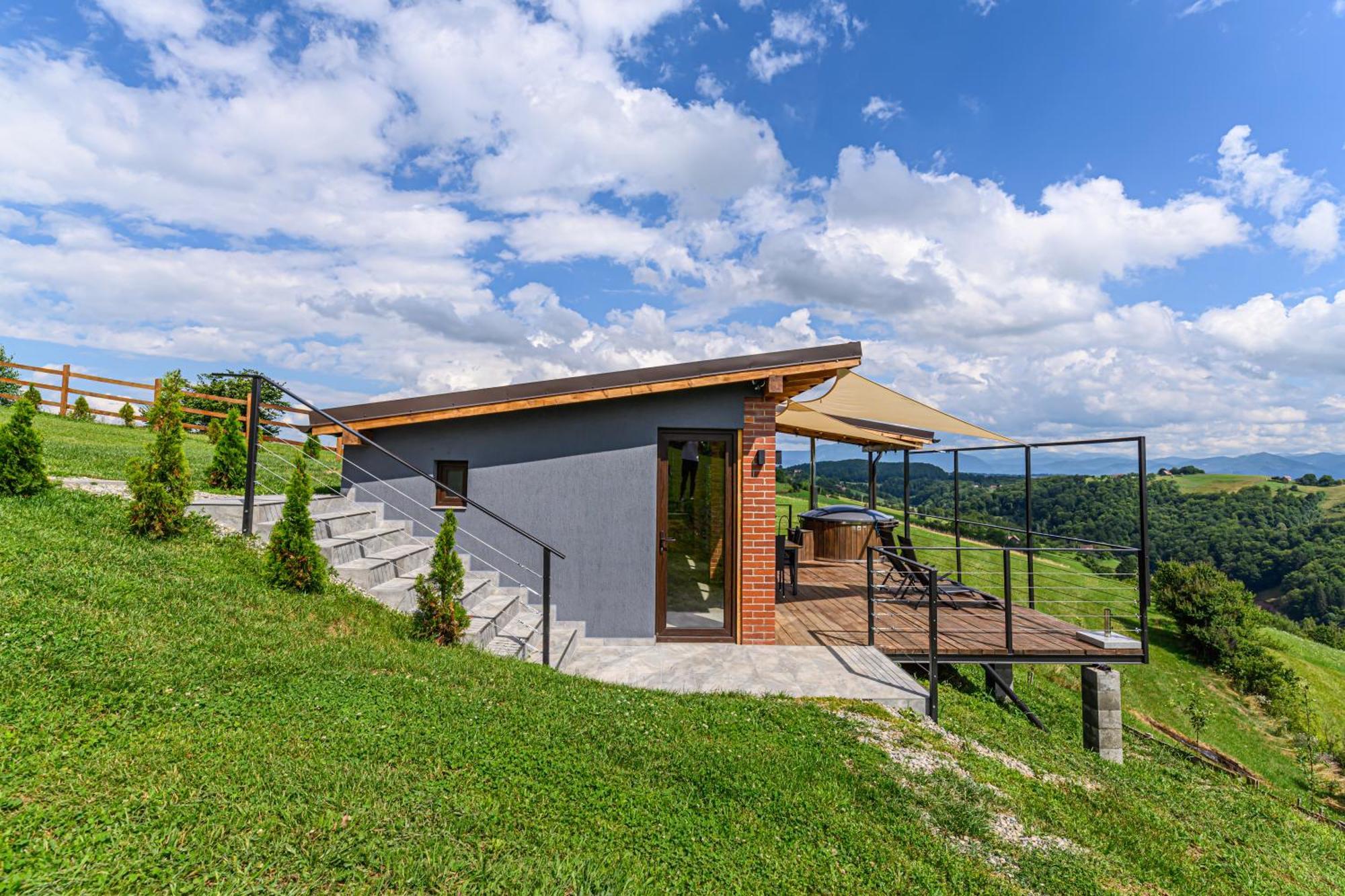 Green Hill Panoramic Poiana Marului  Exterior photo